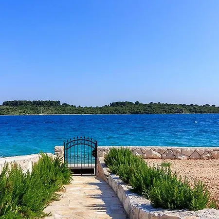 Traditional Dalmatian Stone House By The Sea * Okrug Gornji