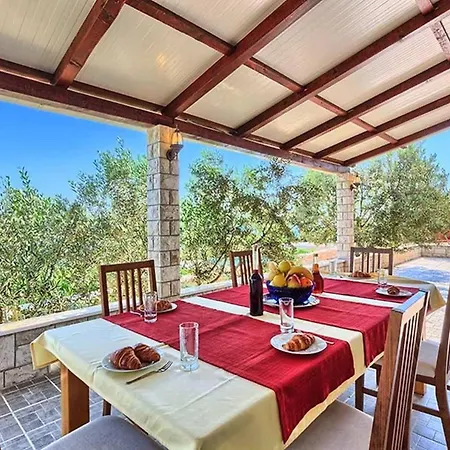 Villa Traditional Dalmatian Stone House By The Sea Okrug Gornji
