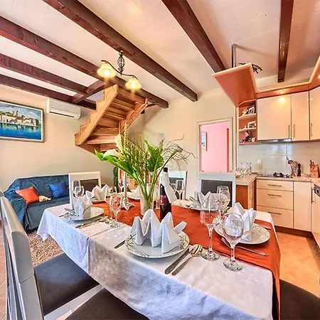 Villa Traditional Dalmatian Stone House By The Sea *